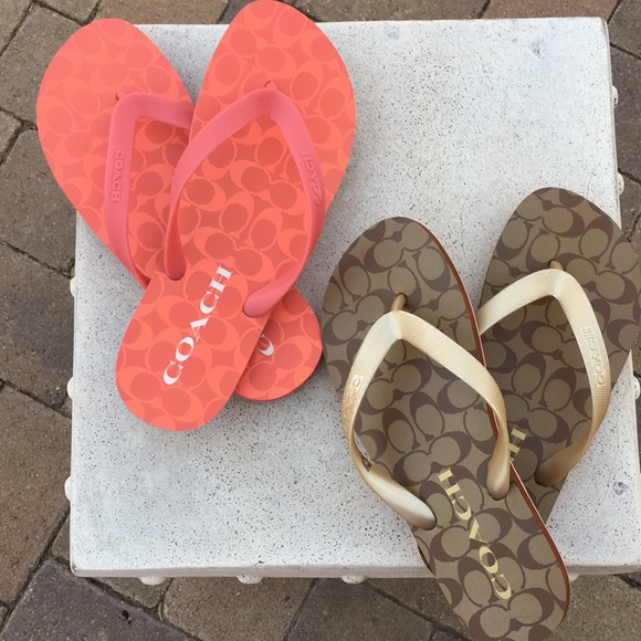 Coach Flip Flops - Picture 6 of 7